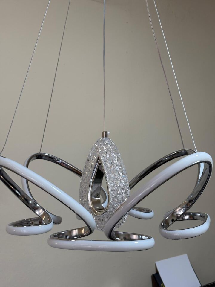 3 Renk 4+1 Lotus Çiçeği model Lüx Led  Avize